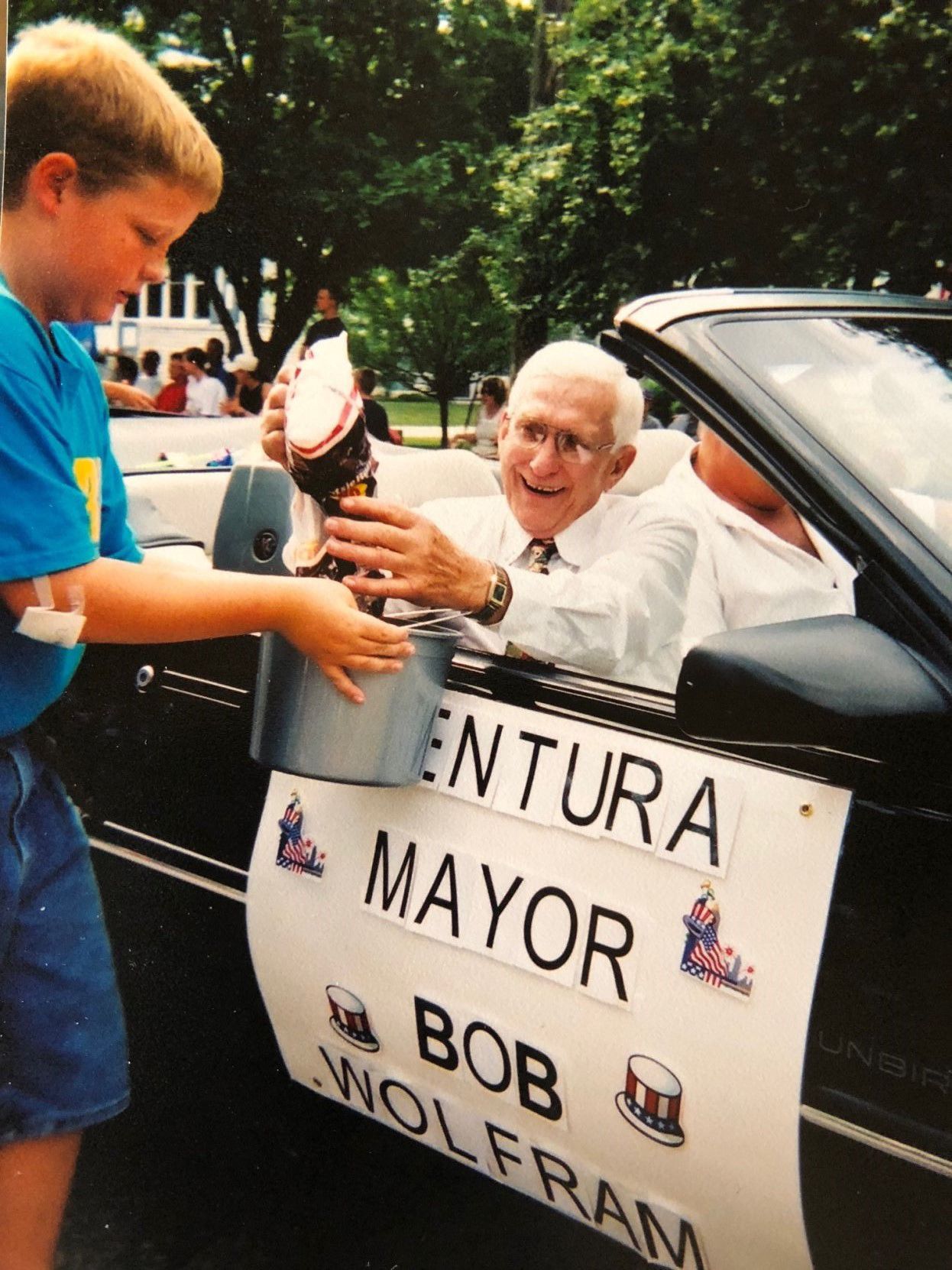 Wolfram with young supporter